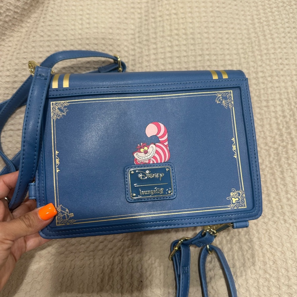 Loungefly CROSSBODY BAG - ALICE IN WONDERLAND